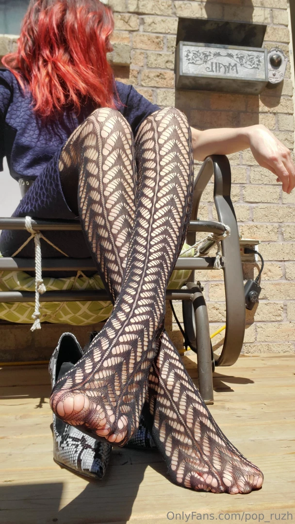 Say yes to more fishnet and both kitties are happy part 3 