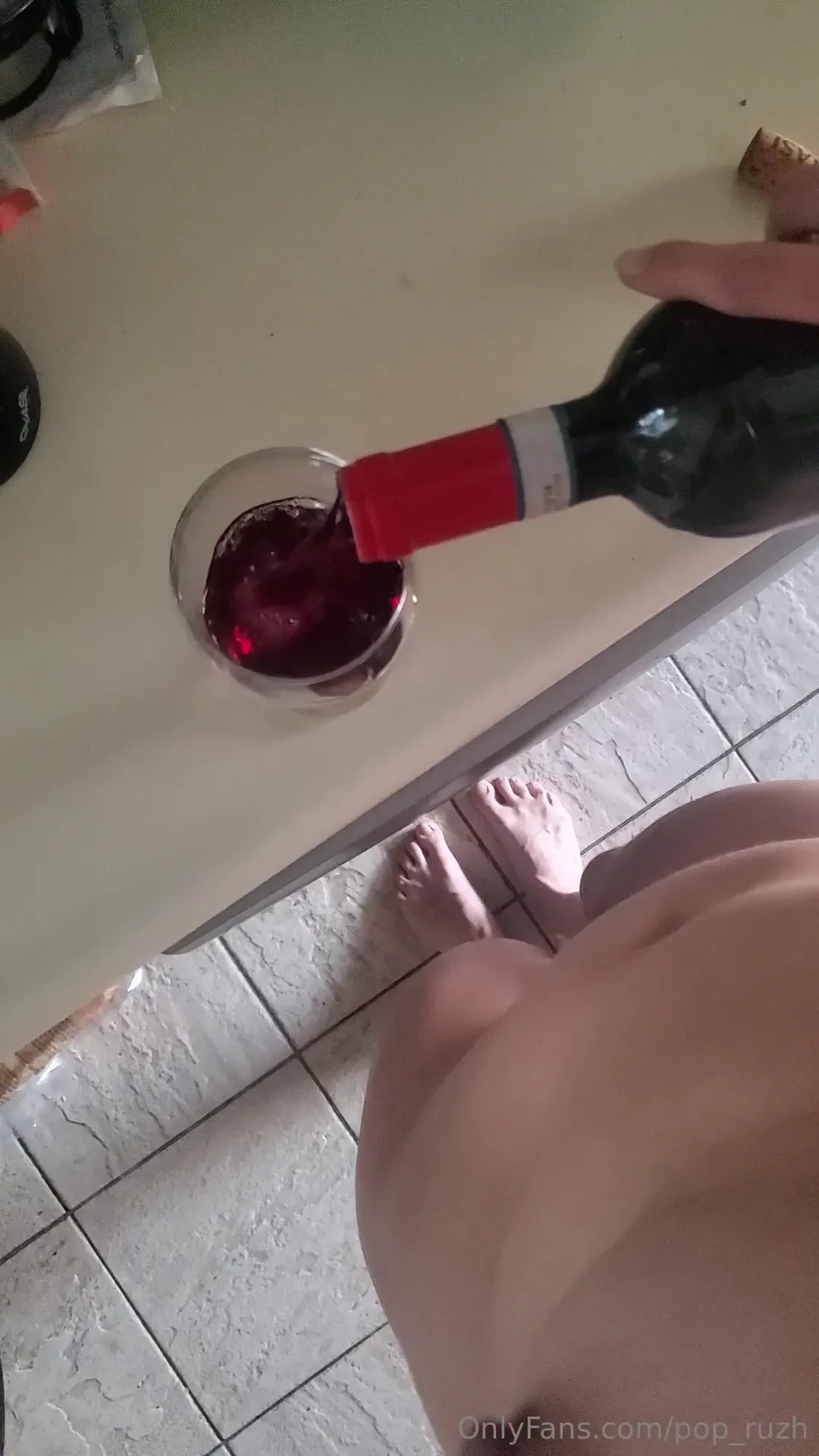 What can be better then walking around the house naked only walking 