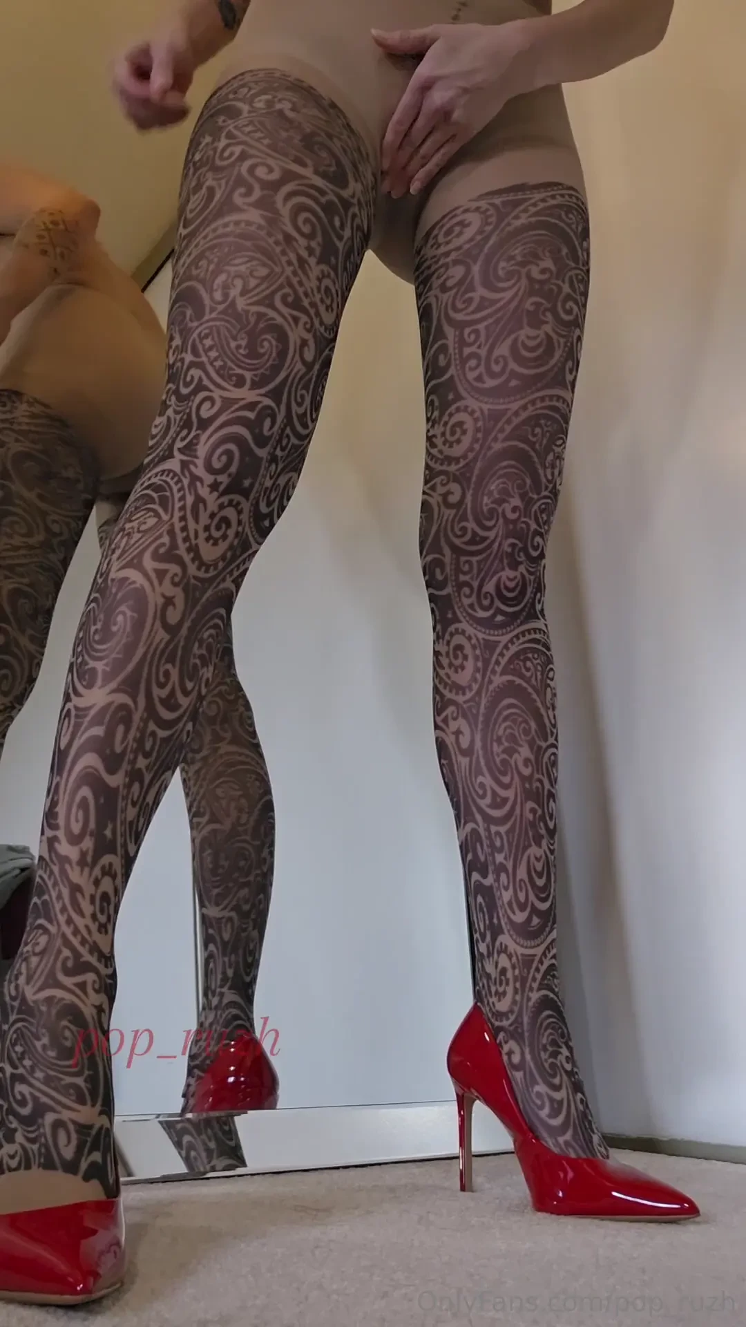 Now let s get this tights wet i can t believe im so wet i think i go part 1 
