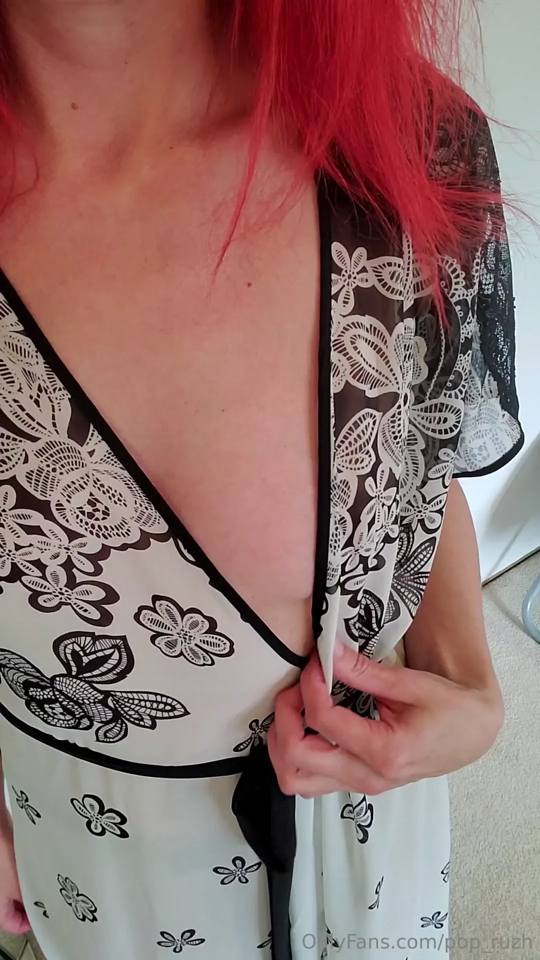 I just love this my new leather and chains belt i don t even need 