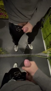 Damn i was in the train but couldn t hold my cum so i decided to go to