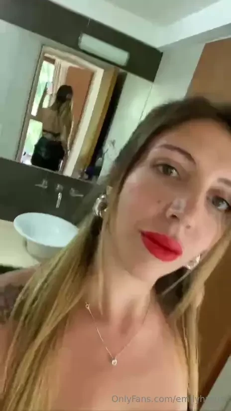 Would you prefer a teacher that still wants to feel youngg just let me 