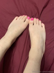 Here s a hot little foot compilation i put together for my feet lovers part 23