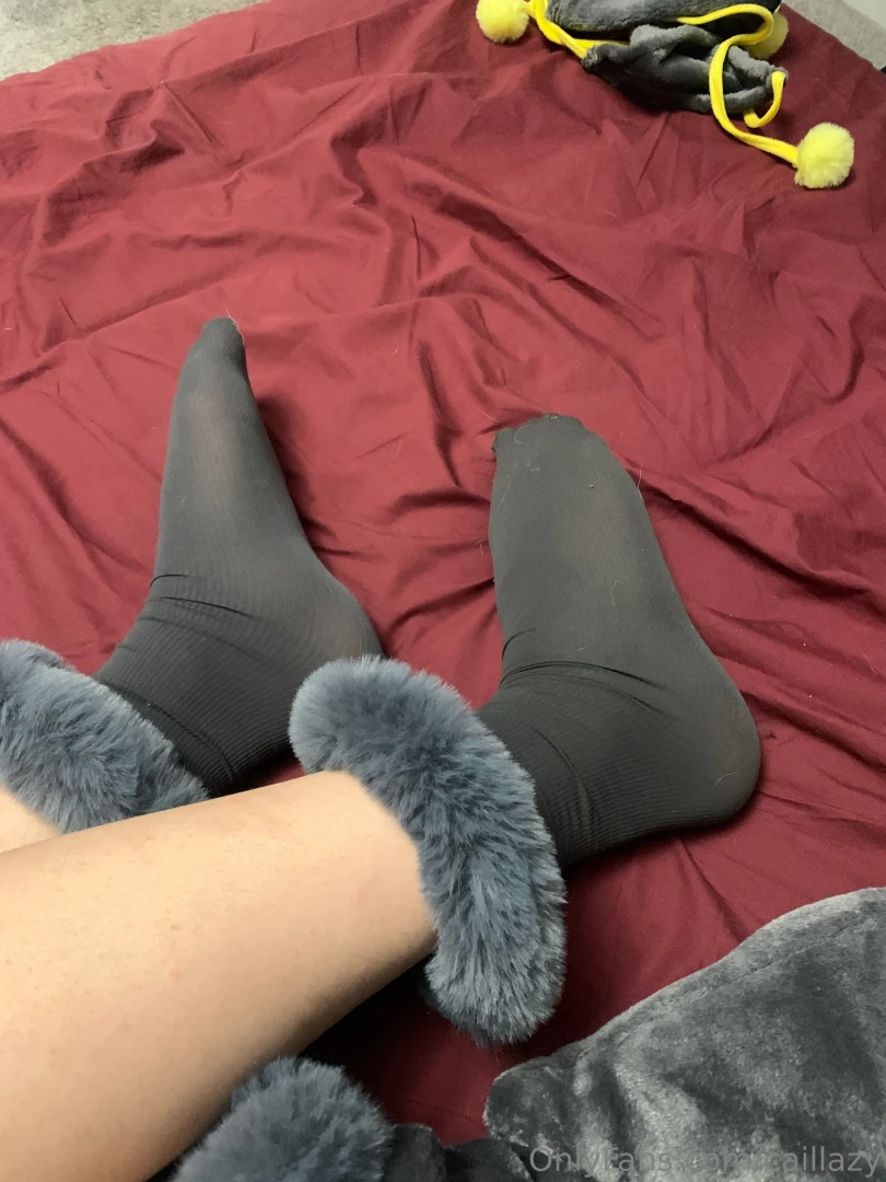 Here s a hot little foot compilation i put together for my feet lovers part 13 