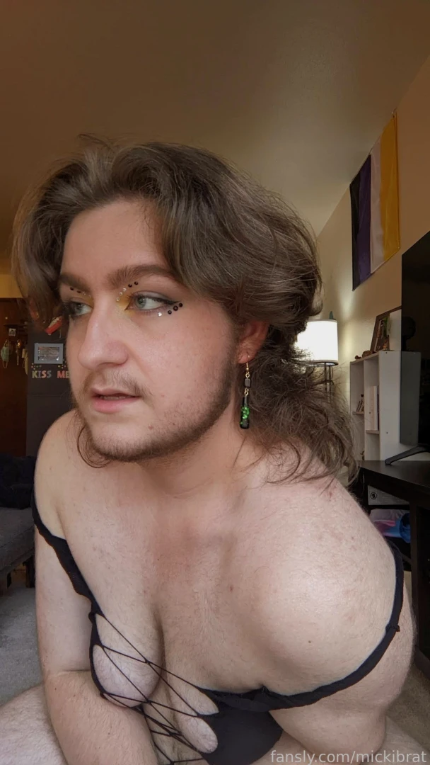 Pretty boy to the rescue with a distraction trans trangender transmasc part 1 
