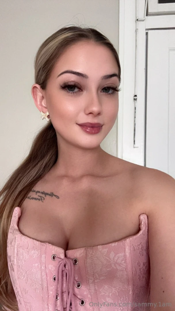 If my smile can t make your day brighter it must be a nude picture 