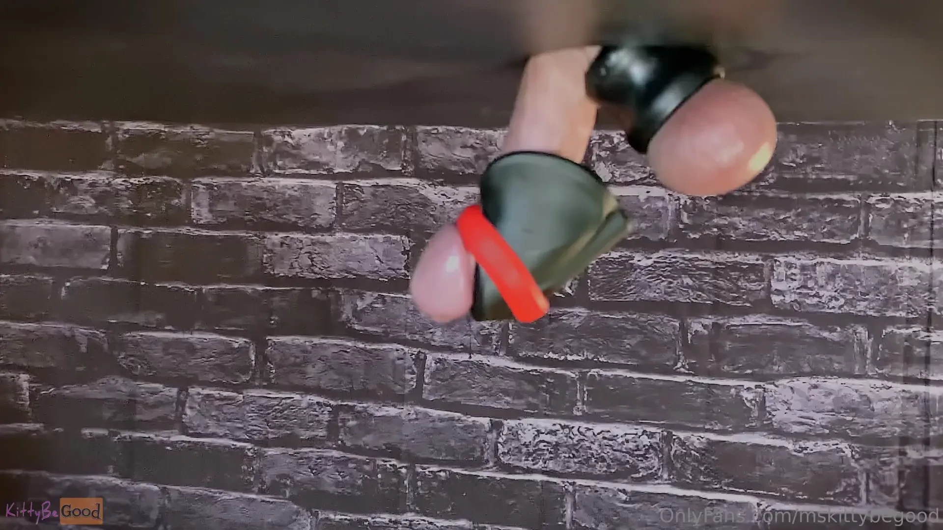 A solo milking video from our archives it s a little blurry and not 