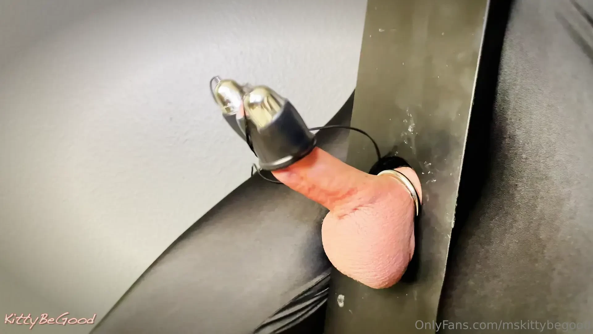 Happy sunday my loves watch this quick clip of my sub busting a fat 