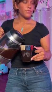 Who s your favorite tia