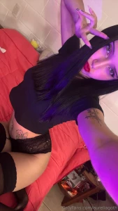 Just laying here bored think you could entertain me dm me and lets