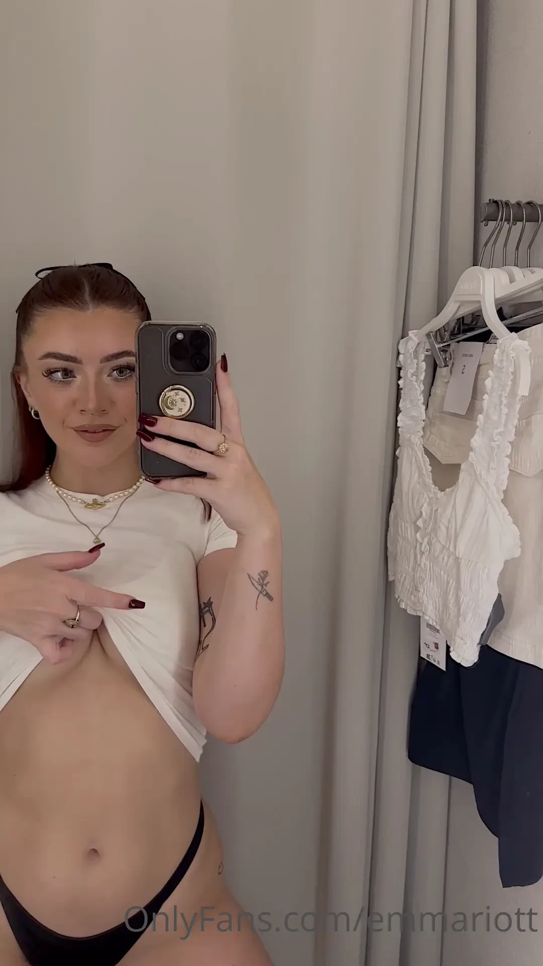 Changing room mirrors gt gt gt 