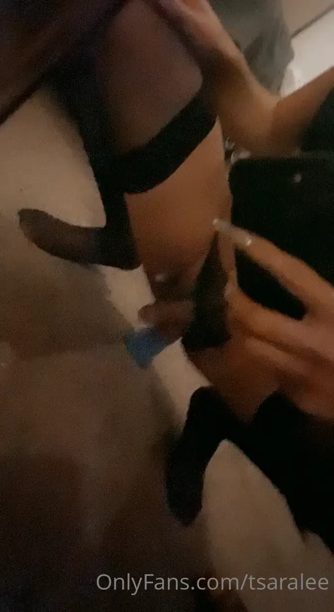 Well since i got tipped to see that video of me riding my dildo here 