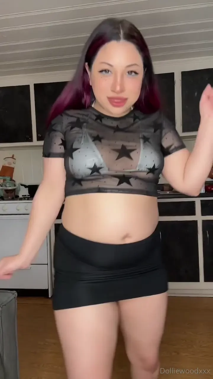 Going out to catch some sun should i go live while i m outside idk lol 