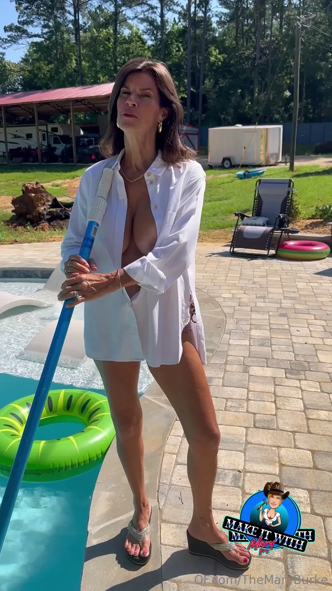 Stroking the pool brush like a big fat dick 