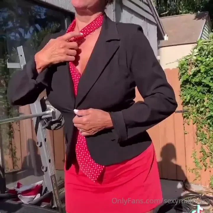 Check this one out it s pretty sexy tiktok maryburke9 