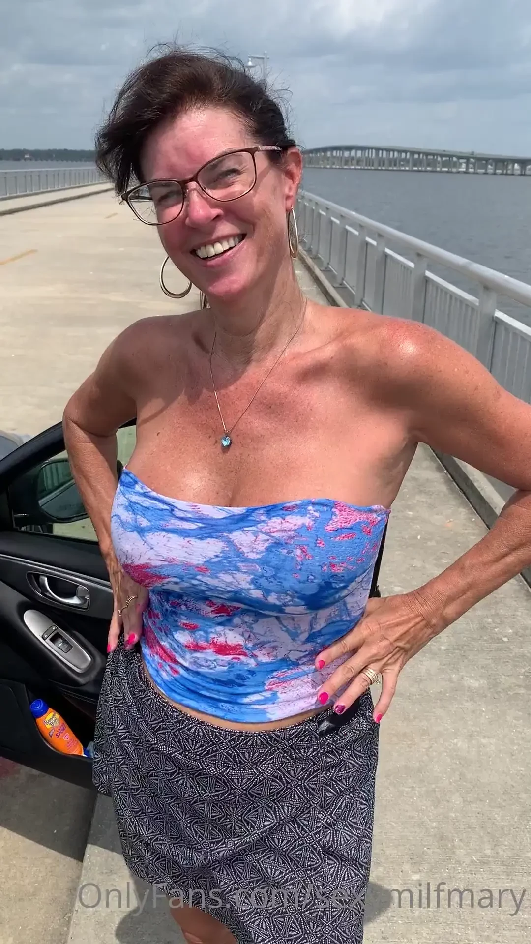 Have you ever seen a neck gator tube top 