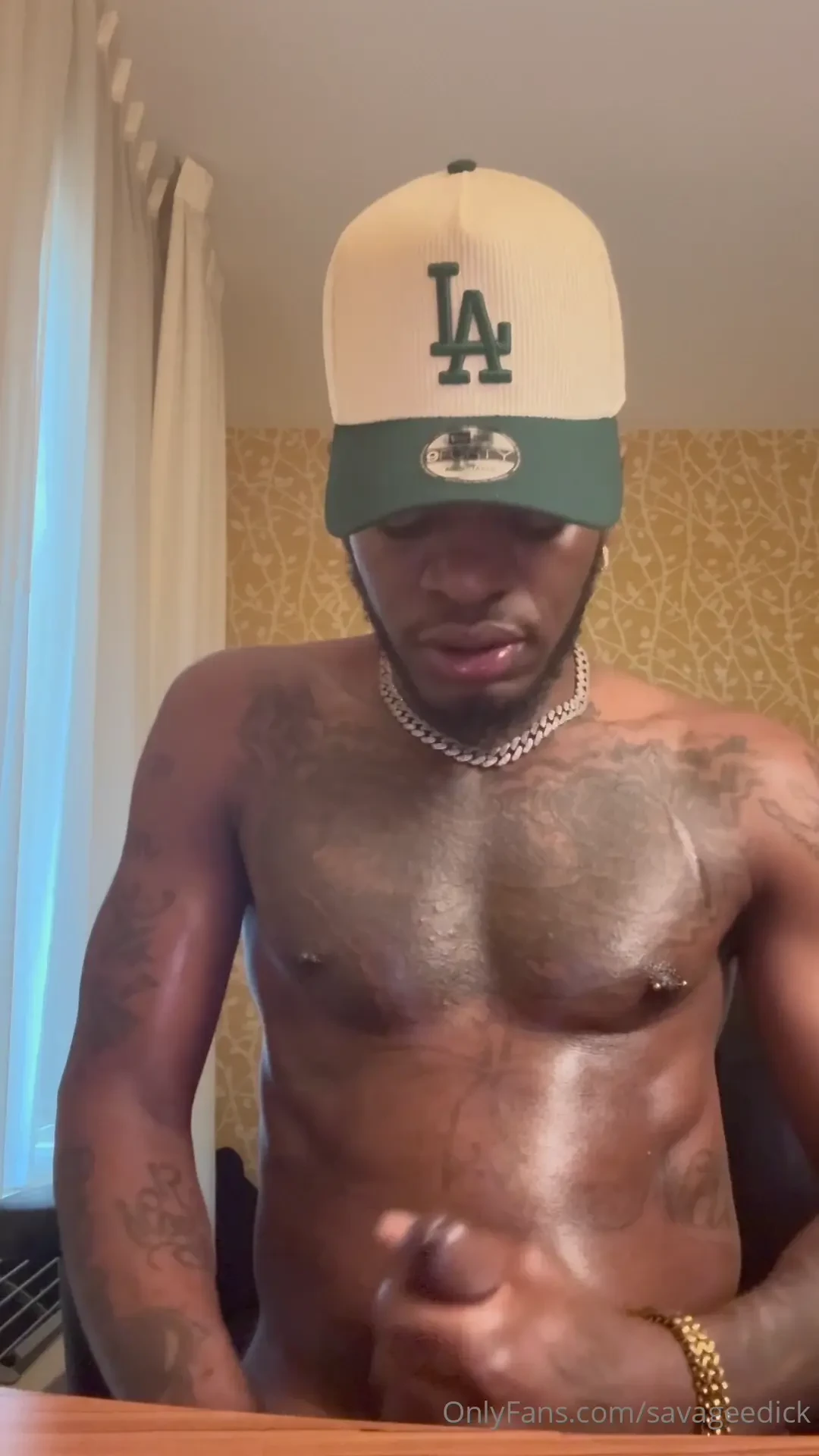 Can i nut all over your face i ain t nut like this in a min 