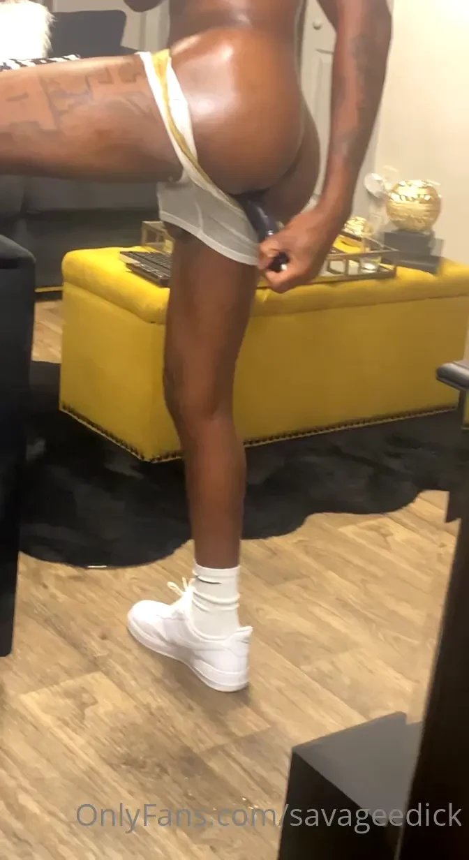 Fucked myself long enough till i started to leak 