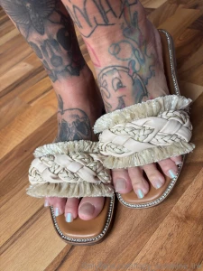 Neue pedi und zwei paar neue schuhe welche farbe gef llt dir besser