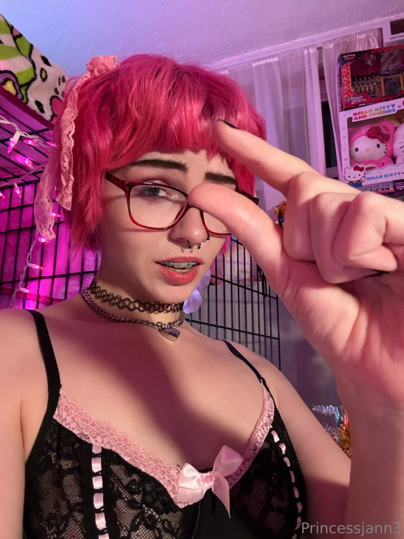 You could never fucking compare you re a shrimp dick pathetic fuck the 