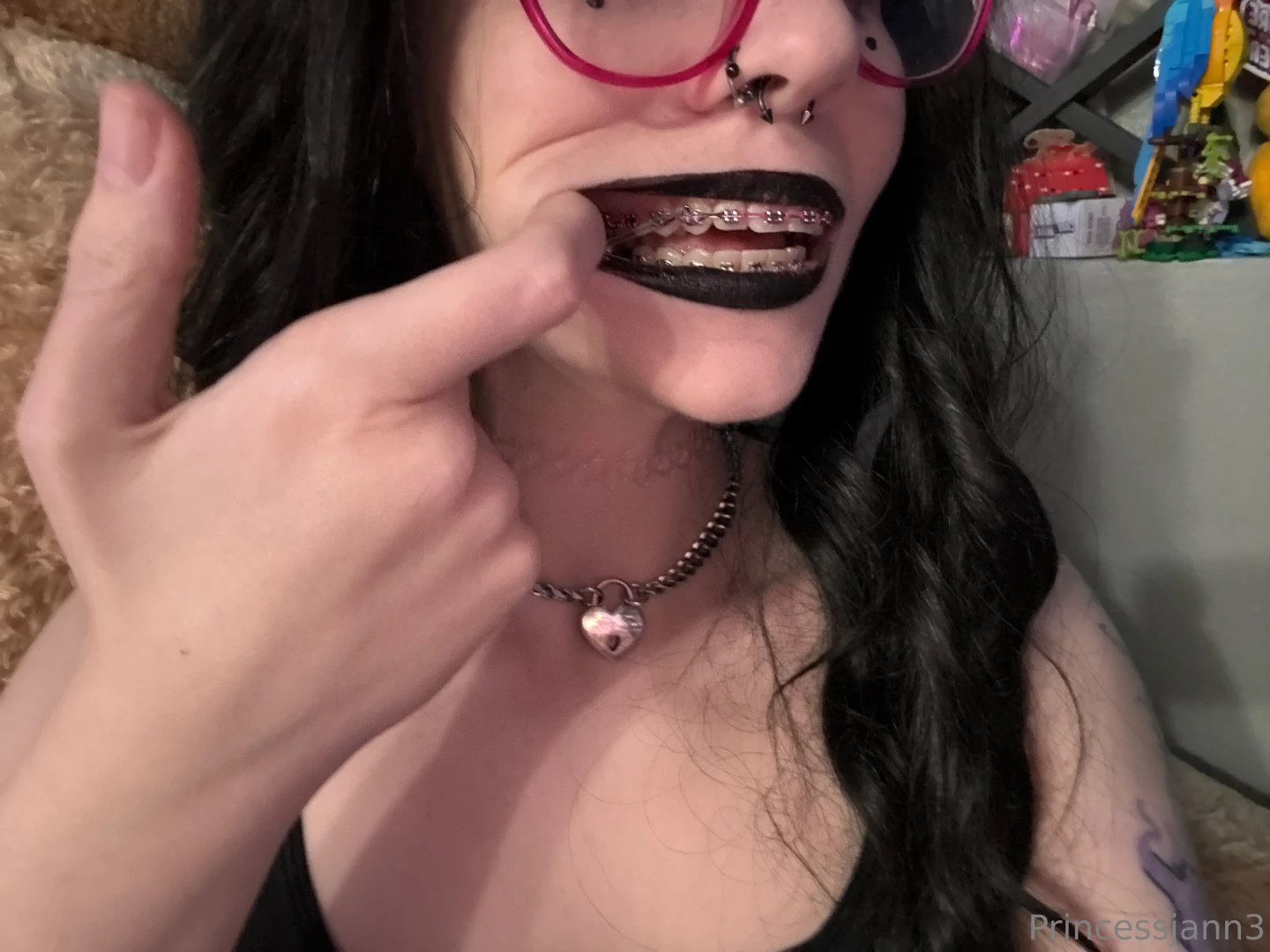 Why does this trigger you you re so fucking pathetic 