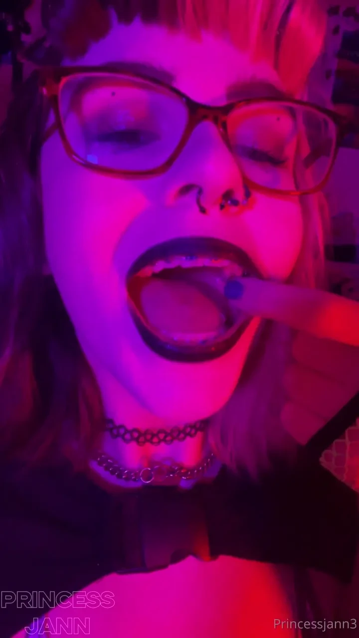 Doesn t my pretty shiny metal mouth trigger you my pretty braceface is part 1 