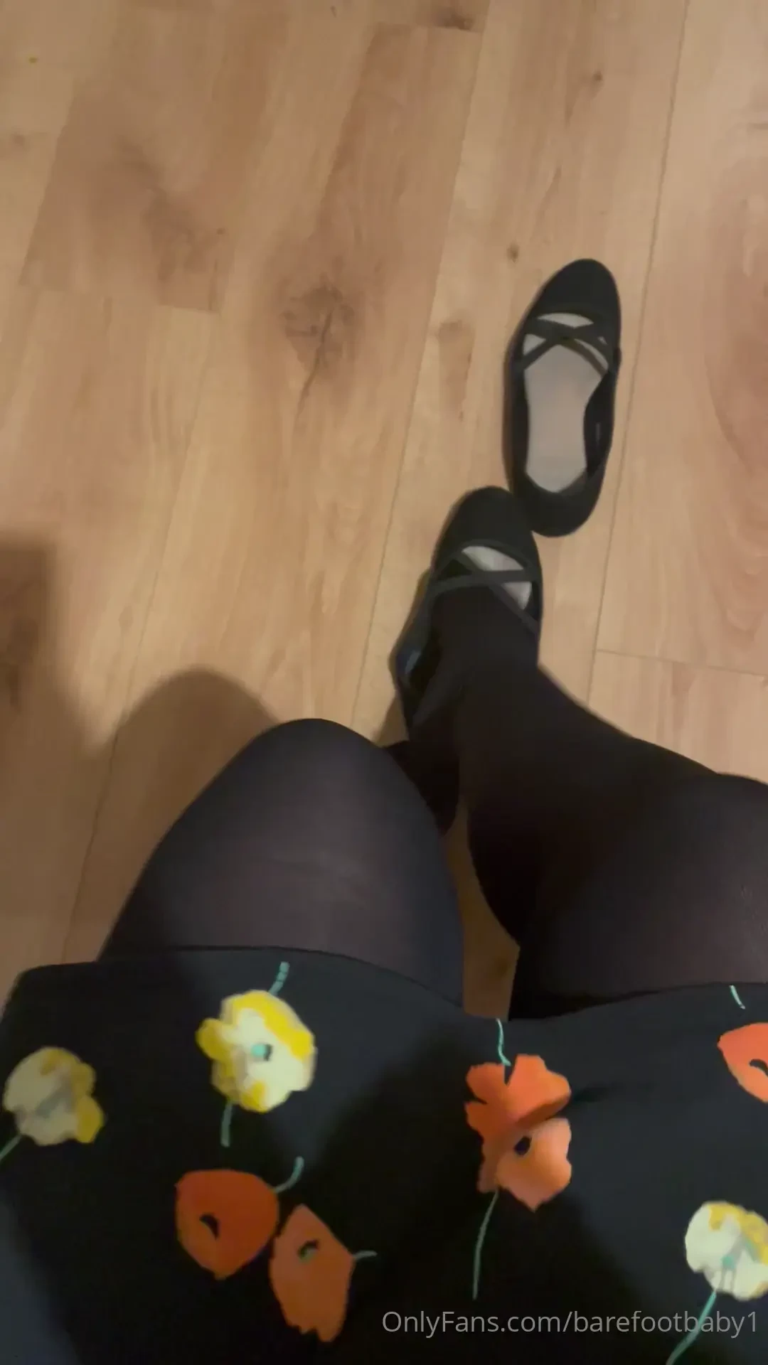It s friday time to get comfy look at my toe and sole prints in my 