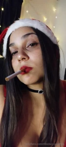 How many cigarettes do you smoke per day