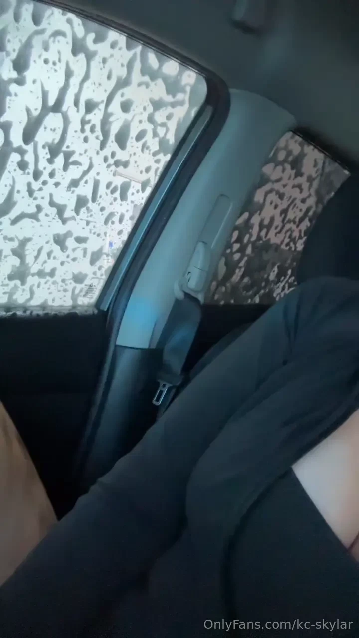 Good time at the car wash titties coming out 