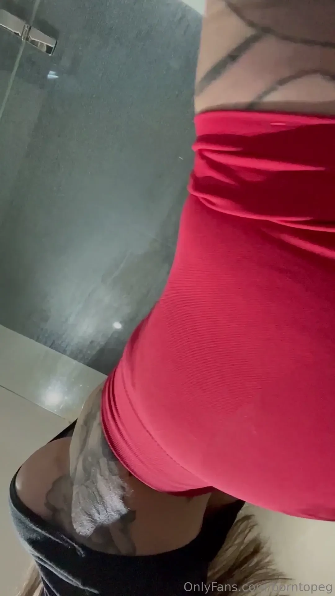 You don t wanna know what i do to boys who skip the gym 