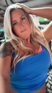 I m needing some attention and you re missing out on the good version