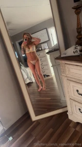 Which part of my body would you lick the most part 1