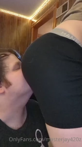 I can t stop farting tonight jerm s getting fucked up off my fumes