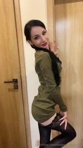 Bude m j vojensk editel a ne kej e jako voja ka bych nebyla sexy
