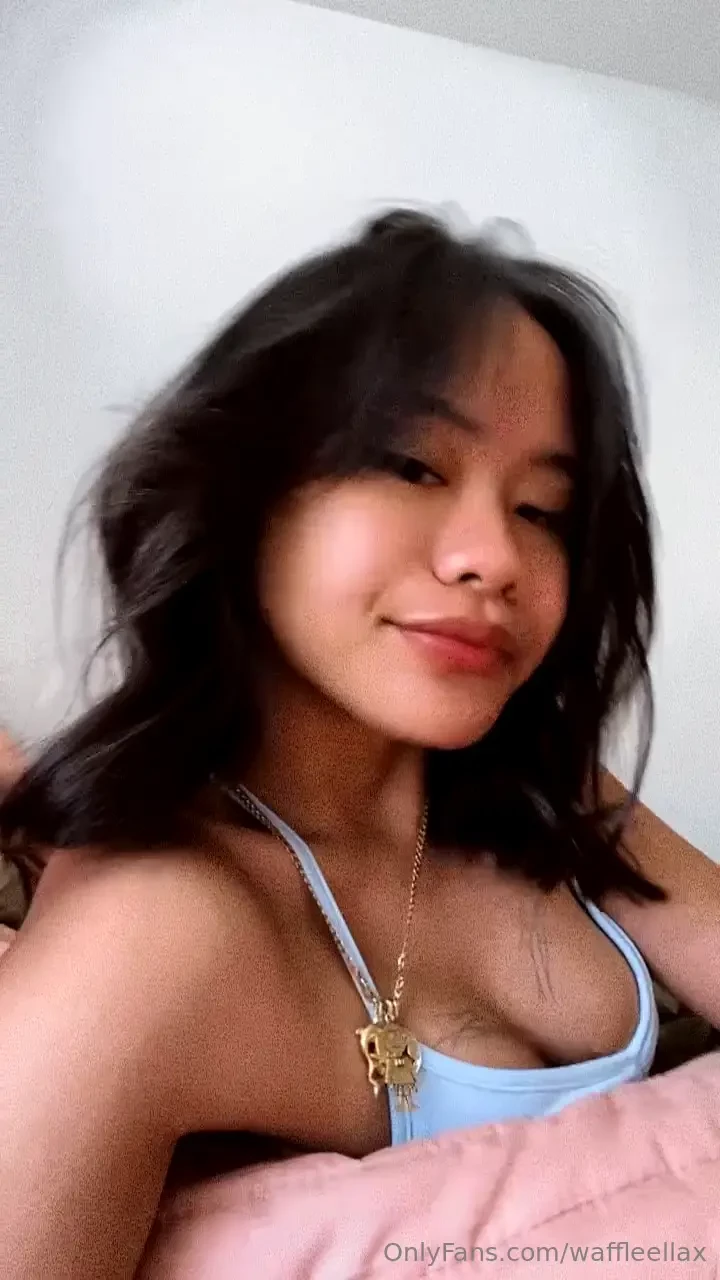 Good morning cuties kinda horny today i wanna make custom dildo 