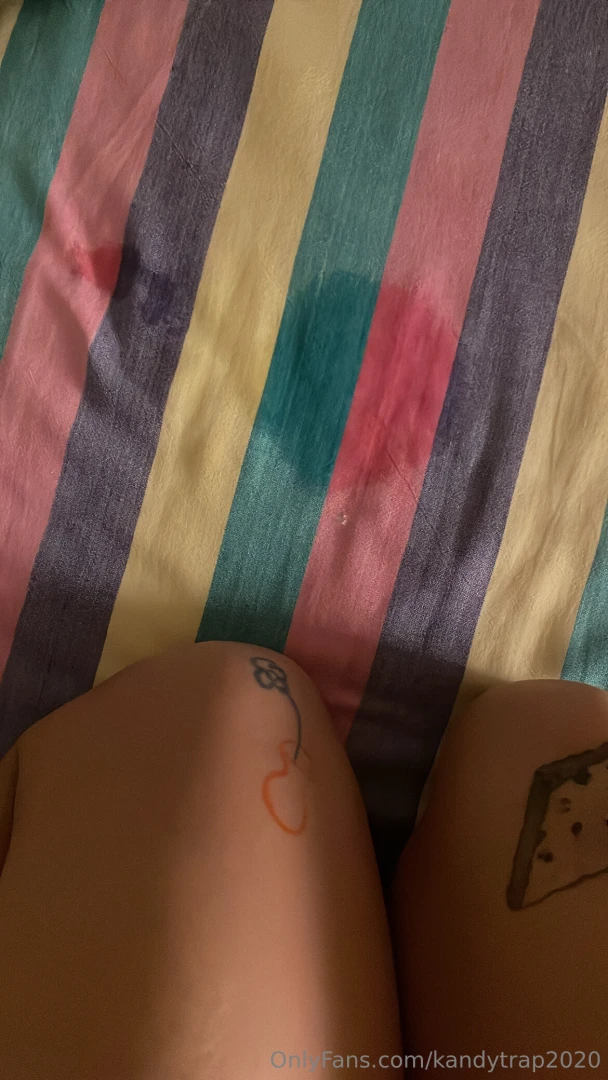 It s so embarrassing but i know y all like that 