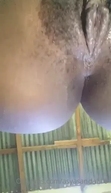 My wet show me some love 