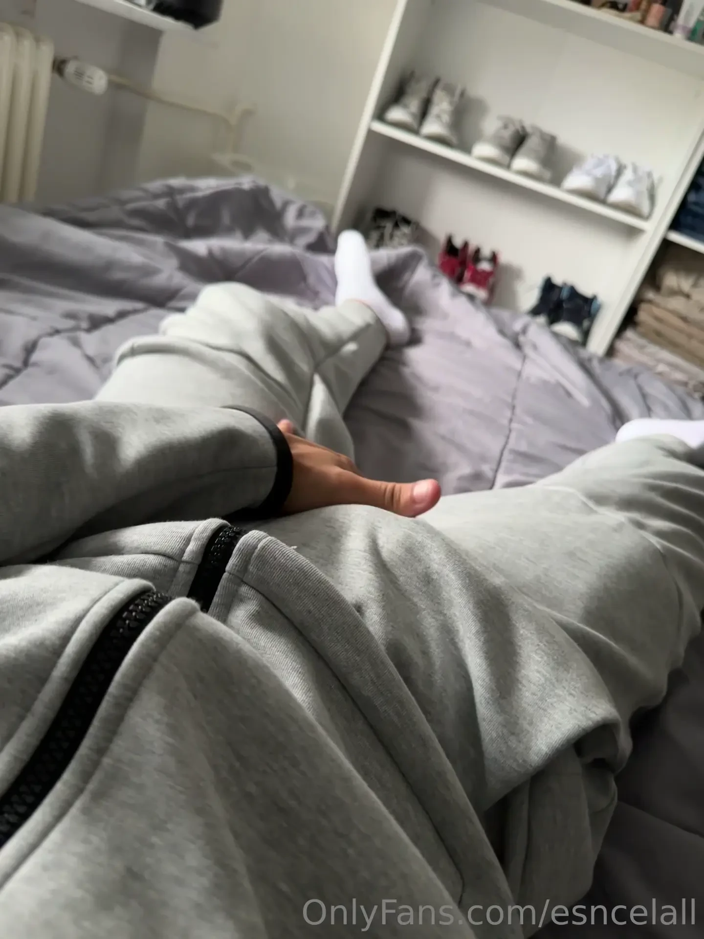 Wie findest du graue jogginghosen an mir 