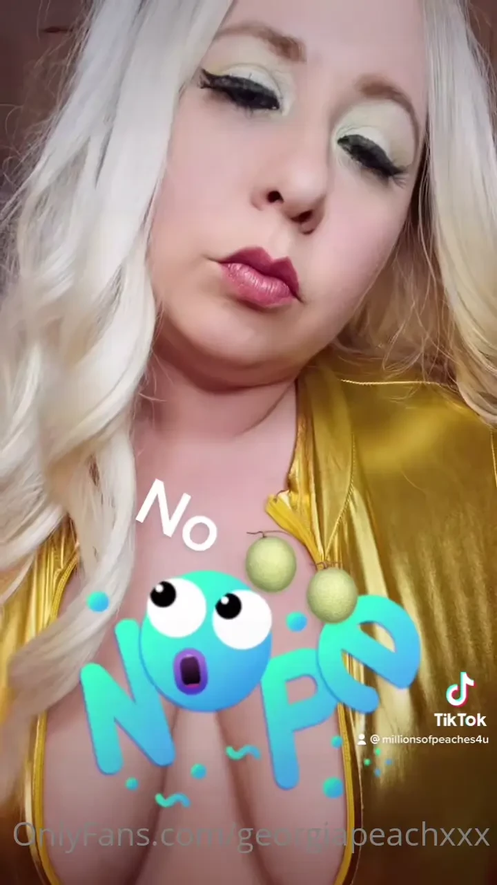 Like my big tits follow my tik tok goddesspeaches2 