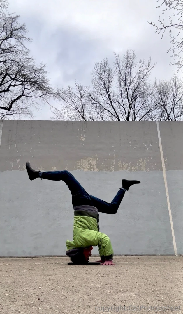 Todays soles and headstand tip if you love meee 