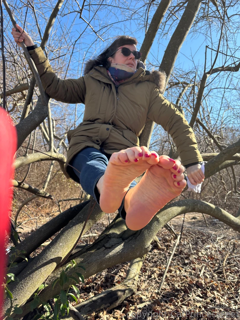 Barefoot in the bushes with mrmarathon u know what came next part 4 