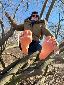 Barefoot in the bushes with mrmarathon u know what came next part 3