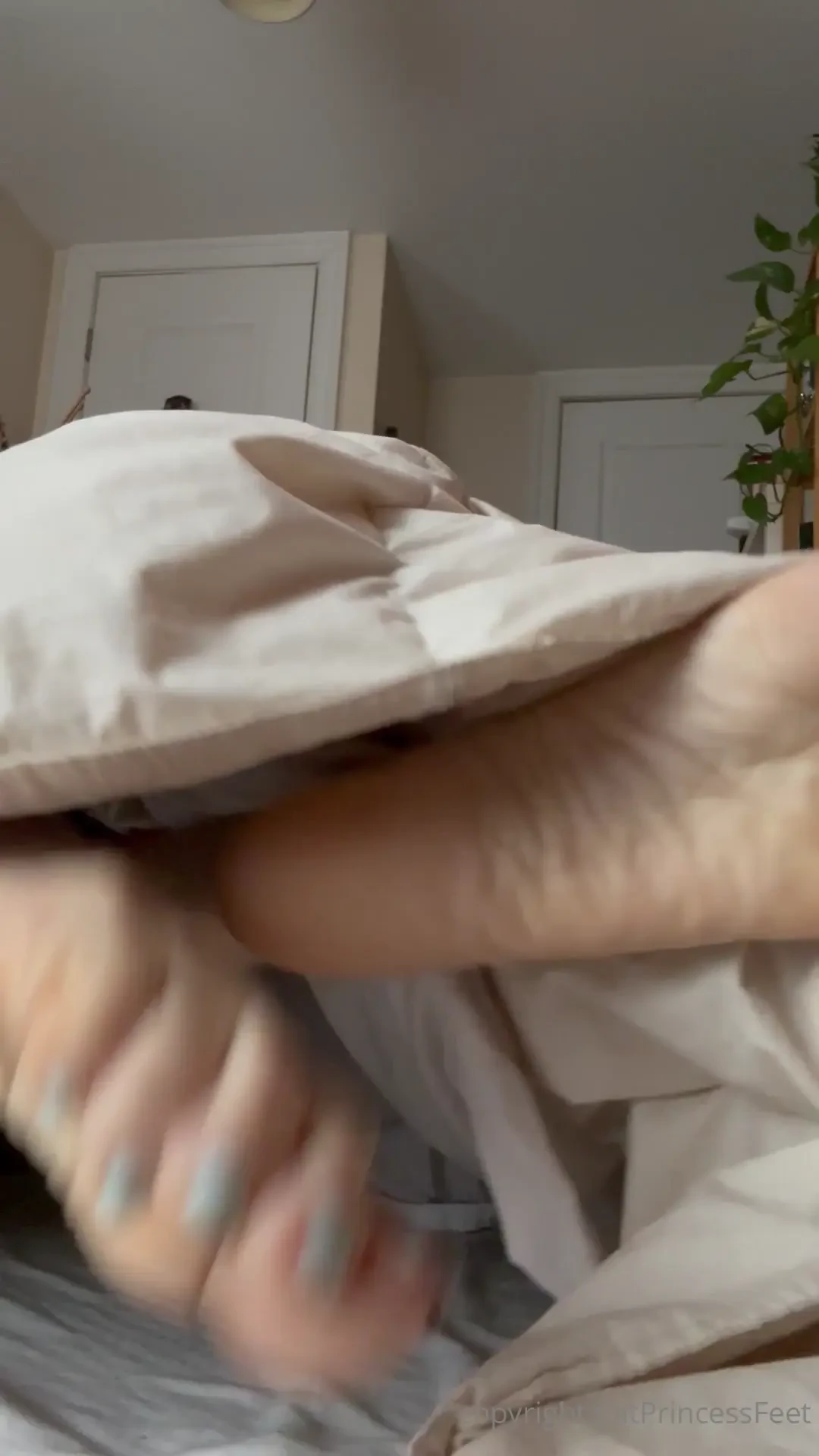 Sweaty moist morning soles sniff away only for you vips 