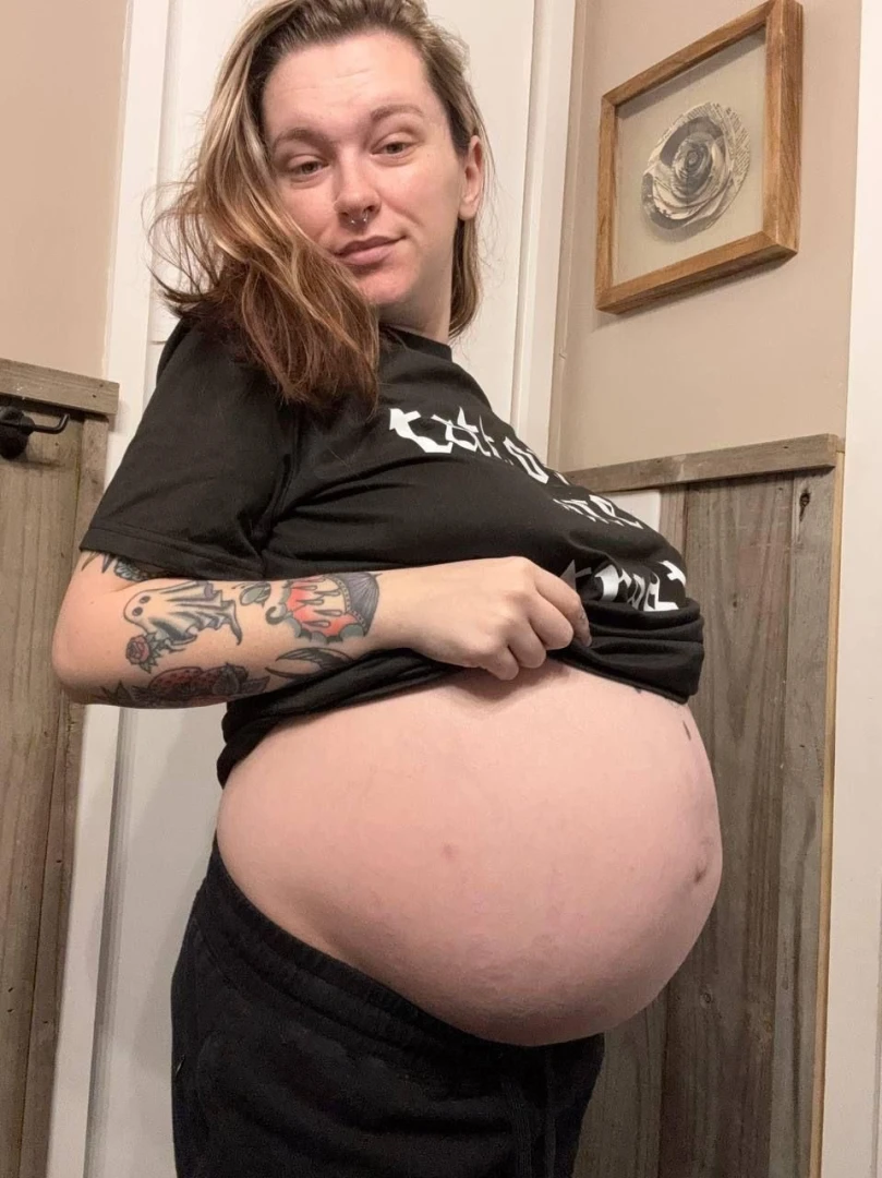 Pregnant milky mommy is hornier than ever this pregnancy she s giving part 8 