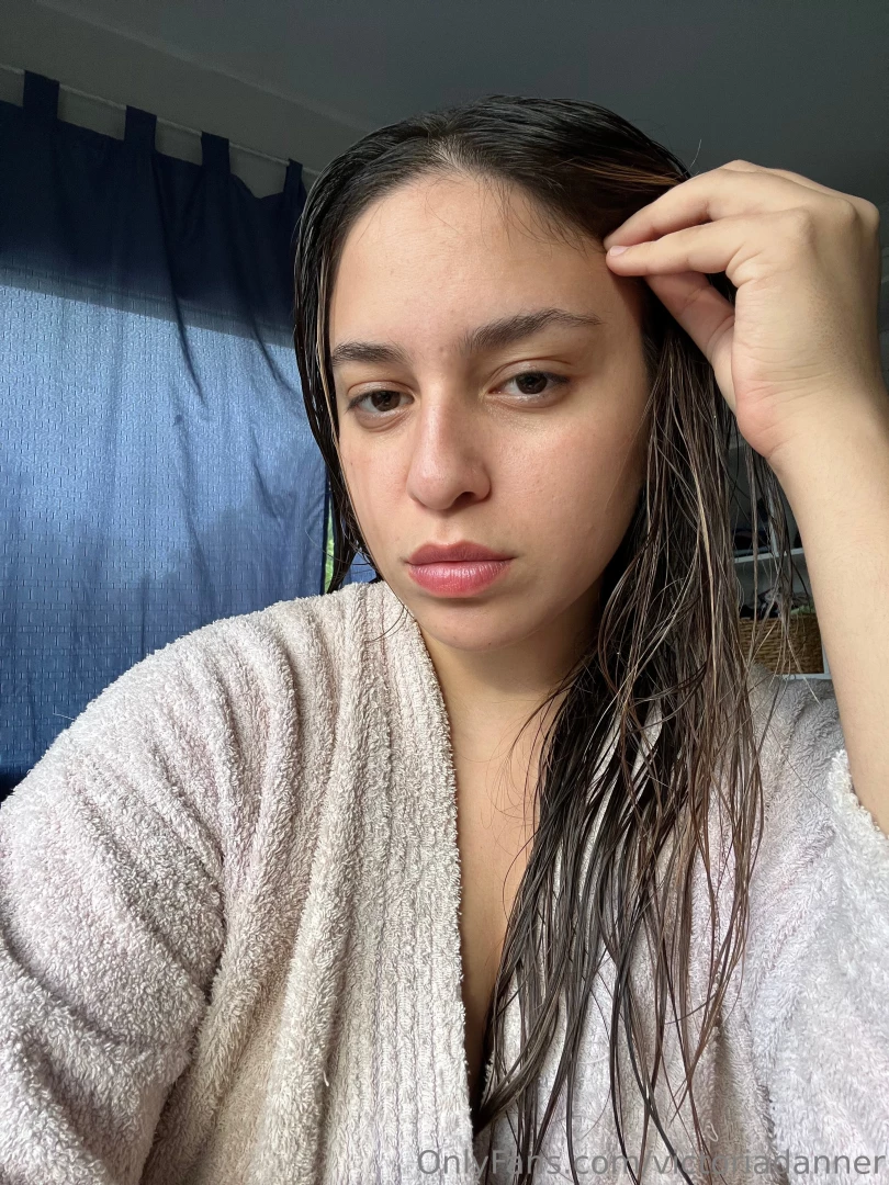 A perfect face that all it needs is a penis in the mouth what do you 