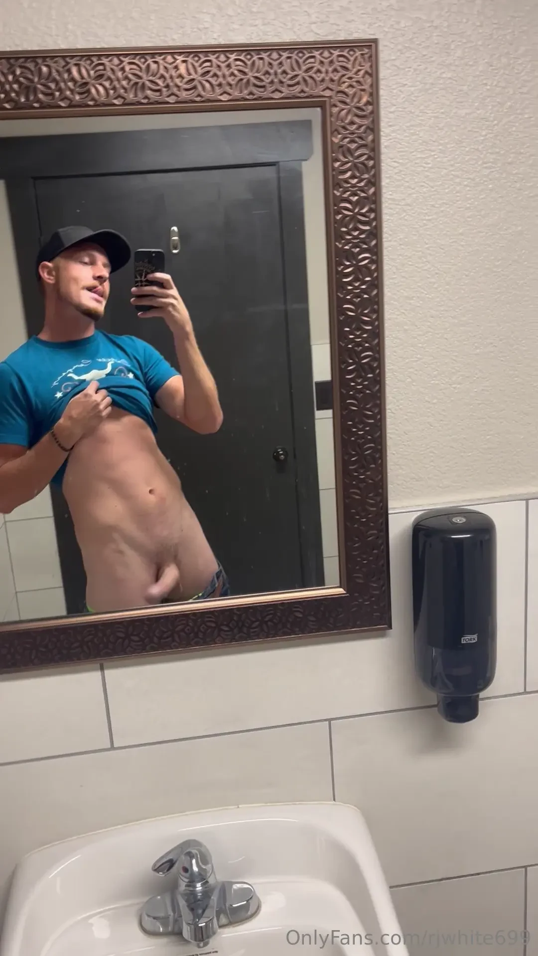 Just lettin it swing while waiting on my tire to get fixed 