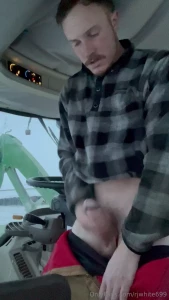 Tractor cum hits different