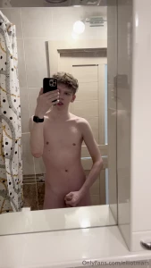 The perfect time to relax a hot shower silence and complete immersion part 1