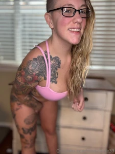 Do i look cute in pink daddy i love my new shoes i got for christmas