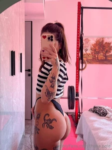 Bite your lip if you re thinking what i m thinking